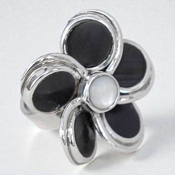 Amazon.com: Ladywowu Flower Ring, Vintage Daisy Ring for  Vintage Sterling Silver 925 Onyx Abalone Daisy Flower Ring Adjustable 6.75+